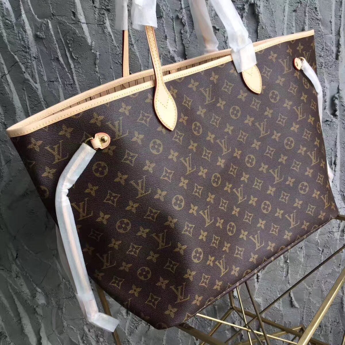 Louis Vuitton Neverfull Gm Beige M40990 - Image 2