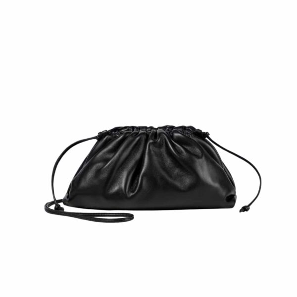 Bottega Veneta Mini The Pouch Leather Clutch In Black 22Cm