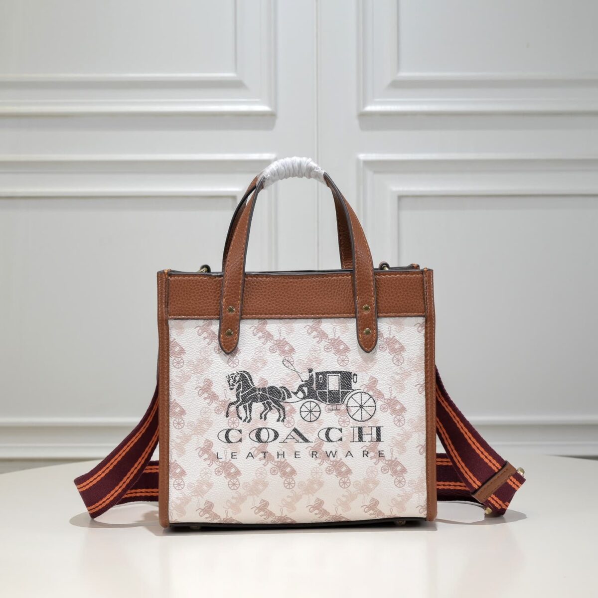 Coach Field Tote With Horse And Carriage Print And Carriage Badge Beige C8456 - Image 9