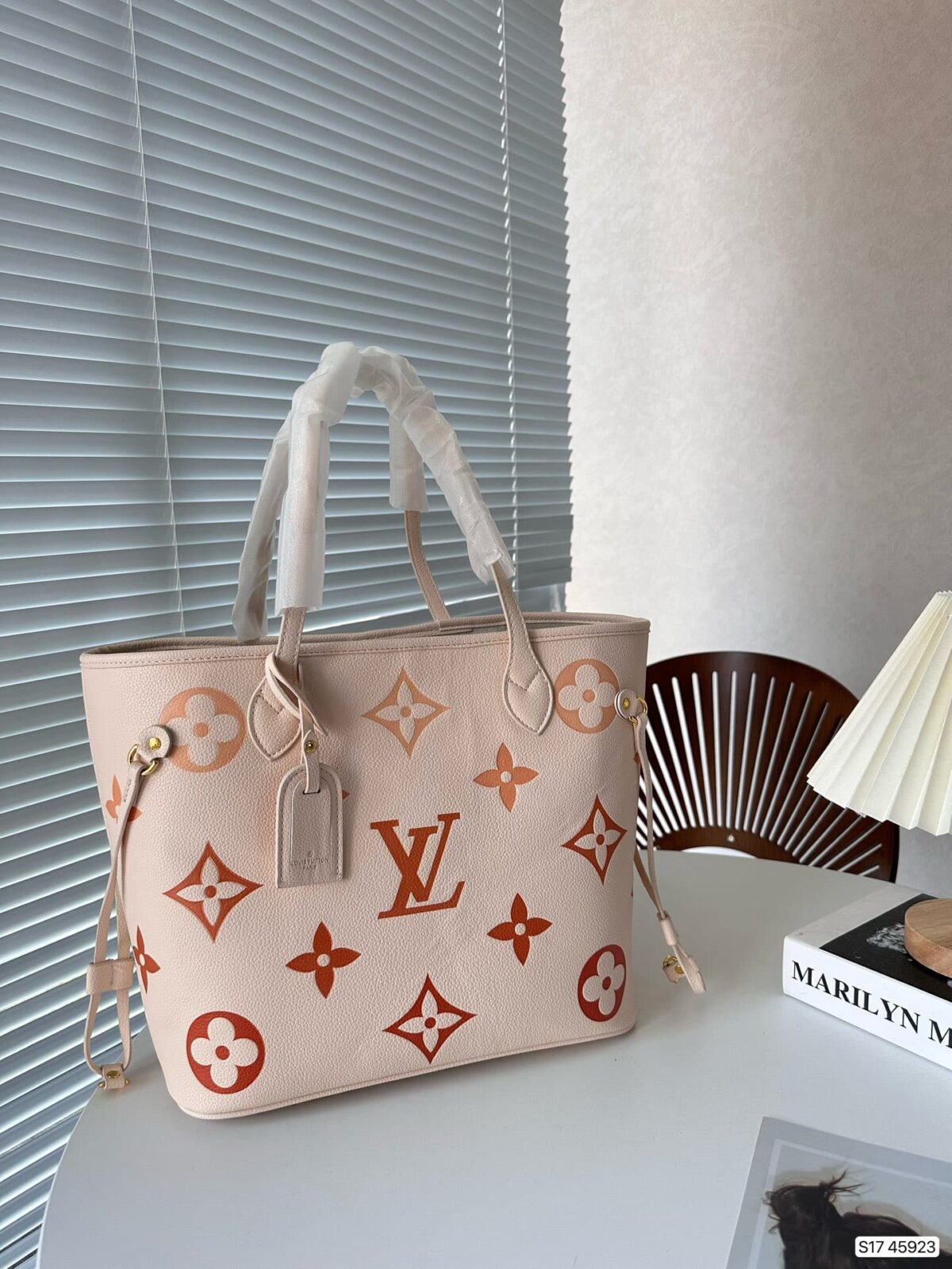 Louis Vuitton Neverfull Mm Beige 33Cm M46516 - Image 9