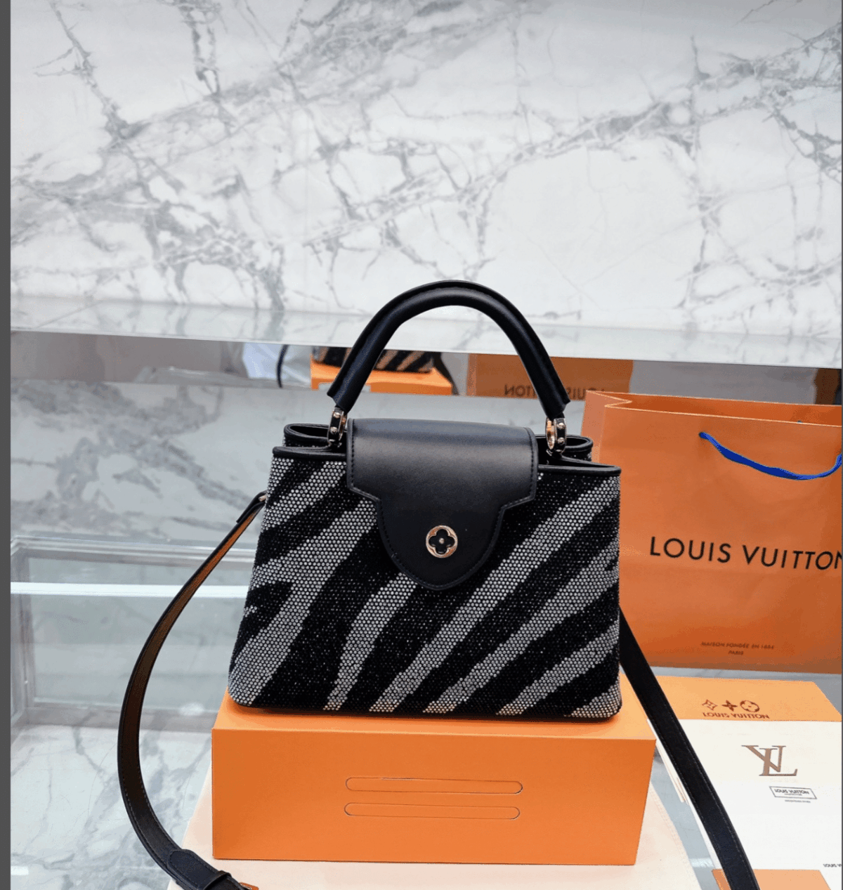 Louis Vuitton Capucines Mm Black And Grey Zebra Pattern 27Cm M58517 - Image 4