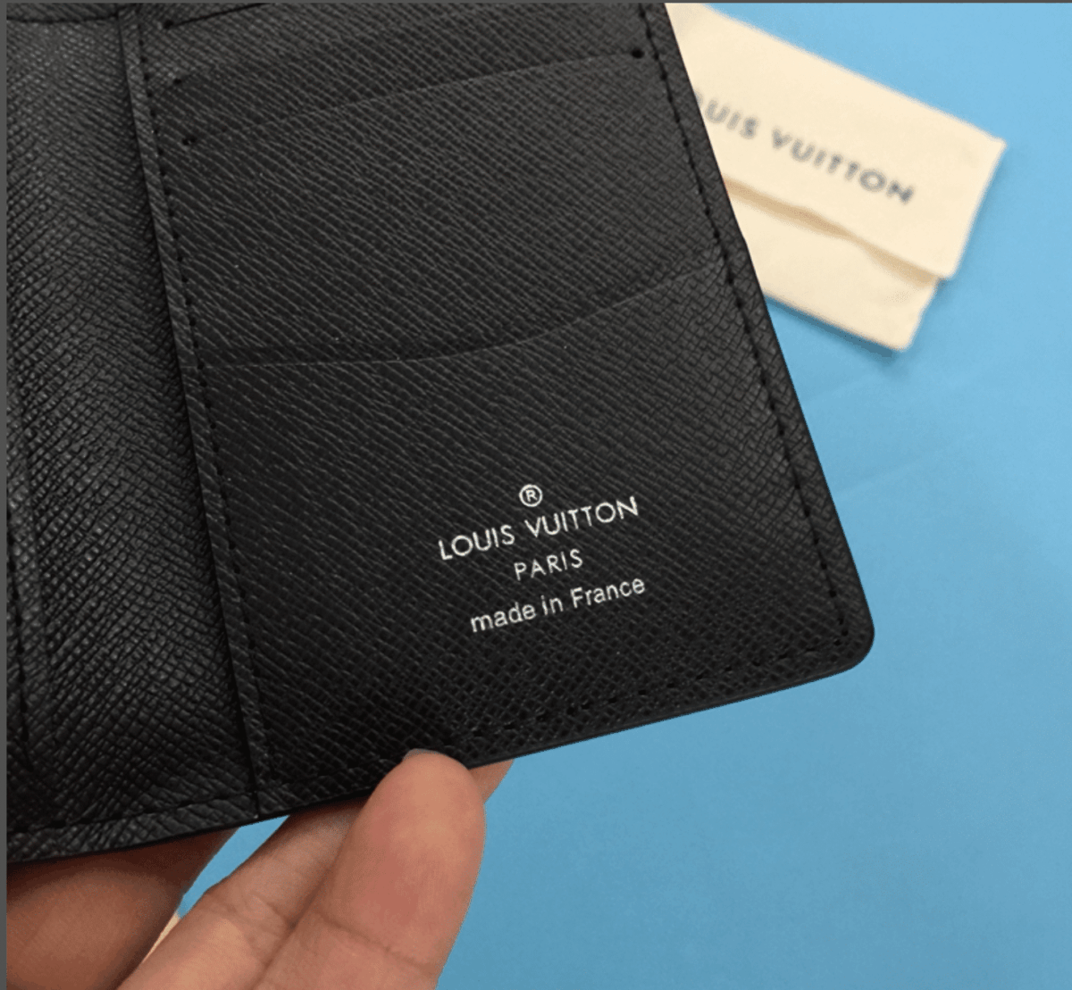 Louis Vuitton Pocket Organizer Epi Leather Black 11Cm M60642 - Image 7