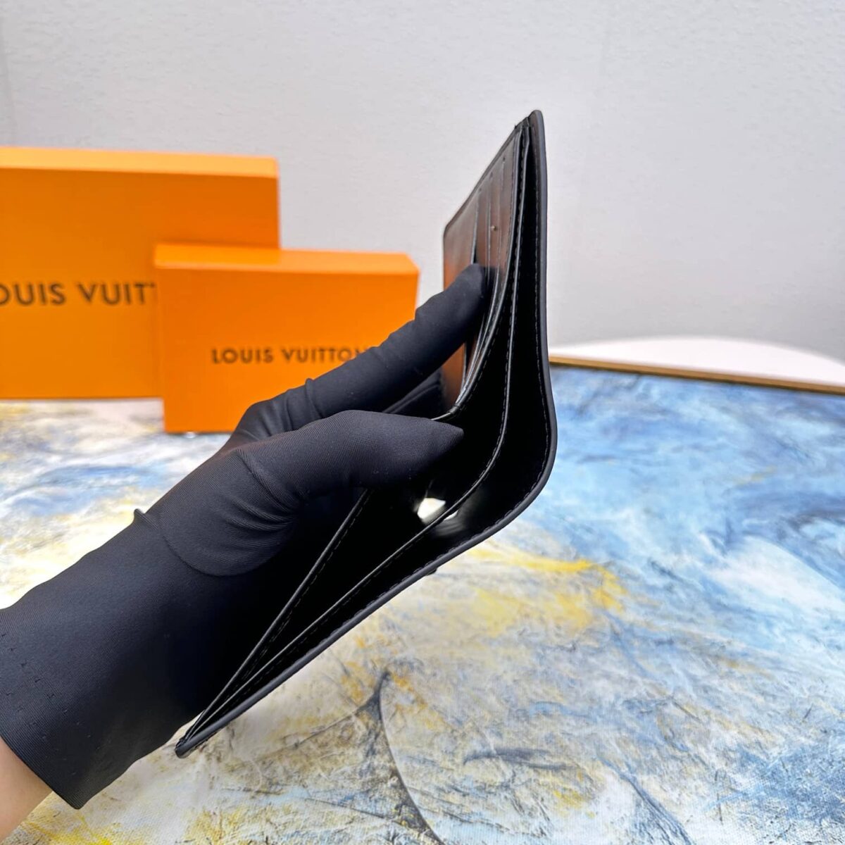 Louis Vuitton Multiple Wallet Black 11Cm M30295 - Image 8