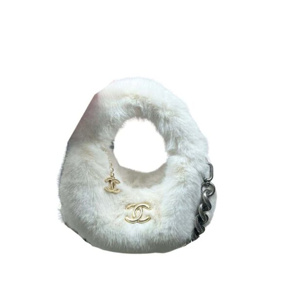 Chanel Fur Hobo Bag White 21Cm